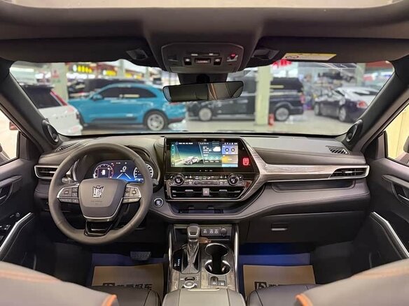 2025 Toyota Crown Kluger, чёрный, 5440202 рублей - вид 17