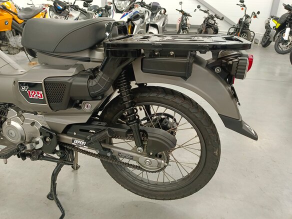 2023 Honda Super Cub, серый, 475000 рублей - вид 12