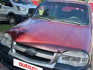 2005 Chevrolet Niva I, пурпурный, 247000 рублей, вид 1