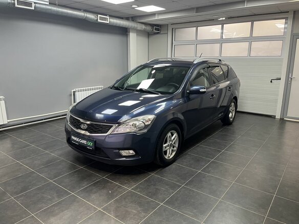 2011 Kia Ceed I Рестайлинг, синий