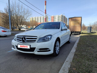2011 Mercedes-Benz C-Класс 200 III (W204) Рестайлинг, белый, 1340000 рублей, вид 4