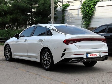 2023 Kia K5 III, белый, 2400000 рублей, вид 3