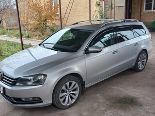 2011 Volkswagen Passat B7, серебристый, 1300000 рублей, вид 2