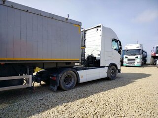 2023 Volvo FH, белый, 12815500 рублей, вид 3