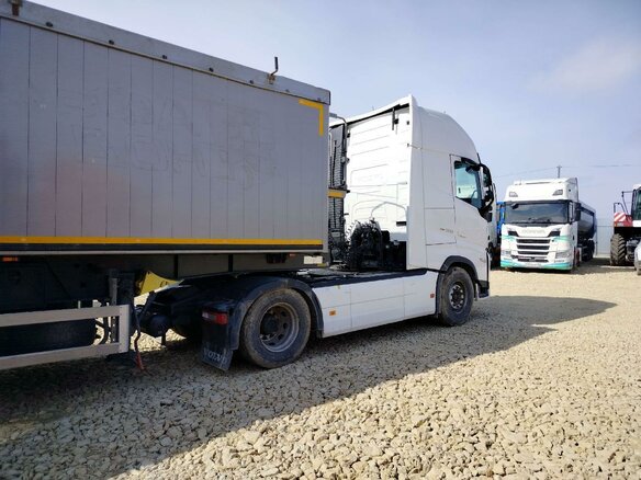2023 Volvo FH, белый, 12815500 рублей - вид 2