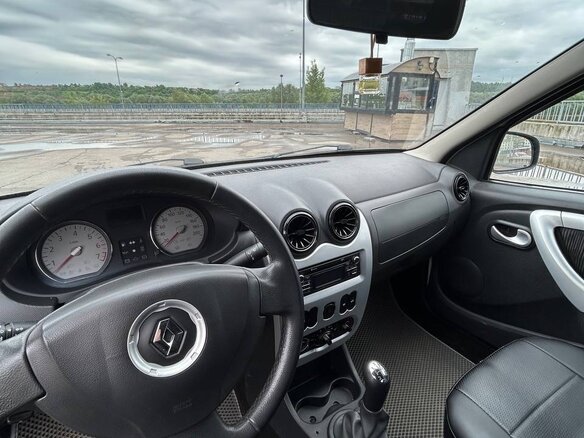 2014 Renault Logan I Рестайлинг, белый - вид 7