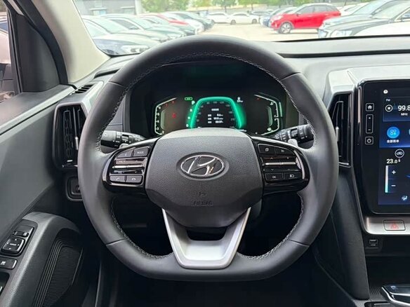 2022 Hyundai ix35 II Рестайлинг, белый, 1620000 рублей - вид 8