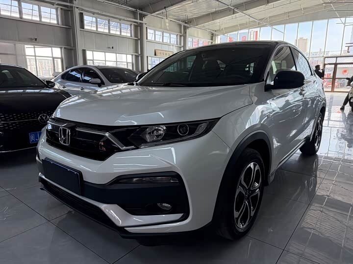 Открыть фотографии: Honda XR-V I Рестайлинг