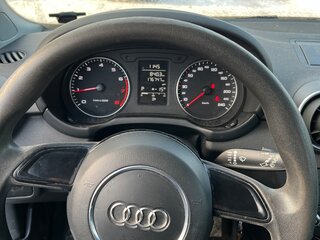 2013 Audi A1 I (8X), серый, 1200000 рублей, вид 2