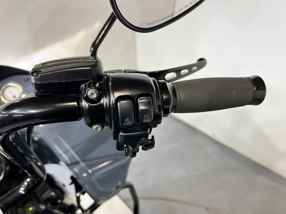2012 Harley-Davidson Road Glide, серебристый, 760000 рублей - вид 23
