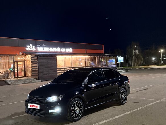2018 Volkswagen Polo V Рестайлинг, чёрный, 1350000 рублей - вид 16