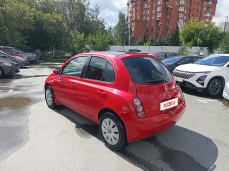 2002 Nissan March III (K12), красный, 265000 рублей, вид 4