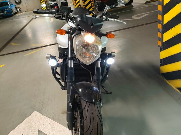 2009 Yamaha FZ6, белый, 400000 рублей - вид 1