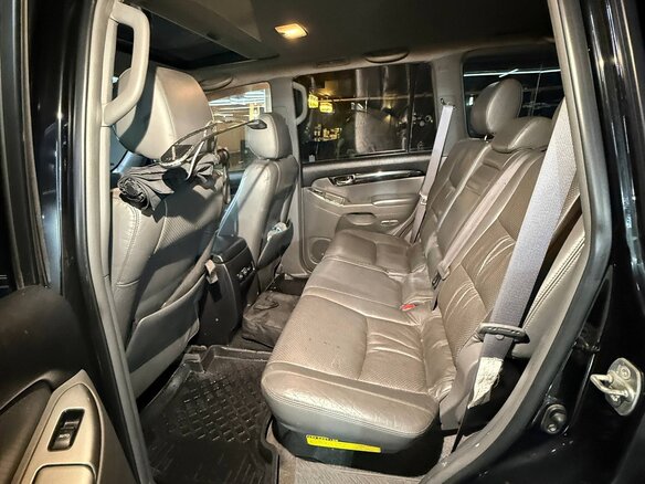 2008 Toyota Land Cruiser Prado 5-speed 120 Series Рестайлинг, чёрный, 1950000 рублей - вид 9