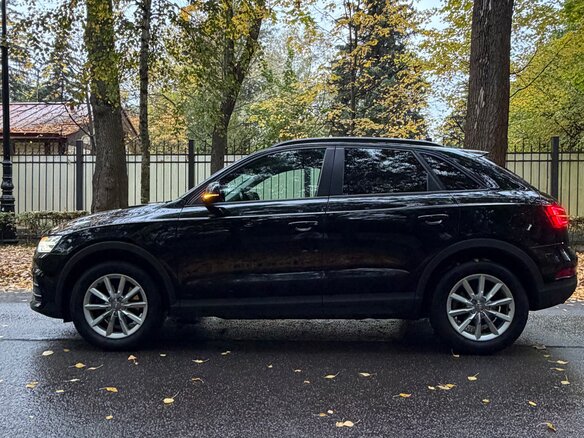 2017 Audi Q3 I (8U) Рестайлинг, чёрный, 2000000 рублей - вид 5