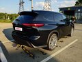 2022 Toyota Highlander IV (XU70), чёрный, 5350000 рублей - вид 3