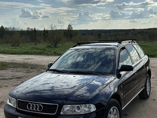 1996 Audi A4 I (B5), синий, 399999 рублей, вид 4