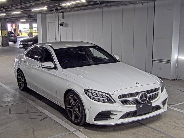 Открыть фотографии: Mercedes-Benz C-Класс IV (W205) Рестайлинг