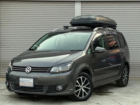 2015 Volkswagen Touran I Рестайлинг 2, серый, 785000 рублей, вид 1