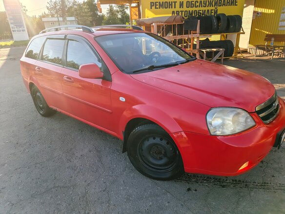 2010 Chevrolet Lacetti I, красный, 300000 рублей - вид 1