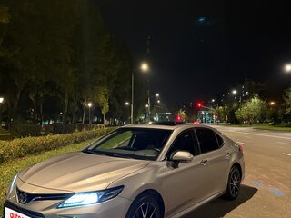 2021 Toyota Camry VIII (XV70) Рестайлинг, чёрный, 3250000 рублей, вид 3