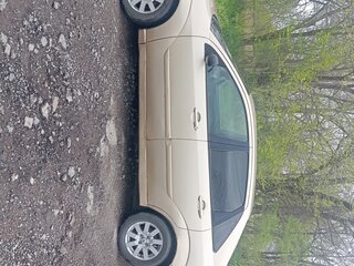 2001 Ford Focus I (North America), золотистый, 235000 рублей, вид 3