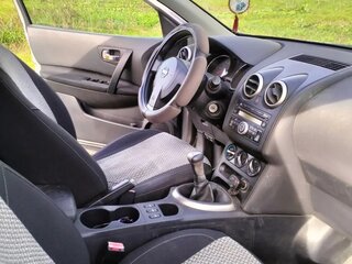 2011 Nissan Qashqai I Рестайлинг, серебристый, 1000000 рублей, вид 4