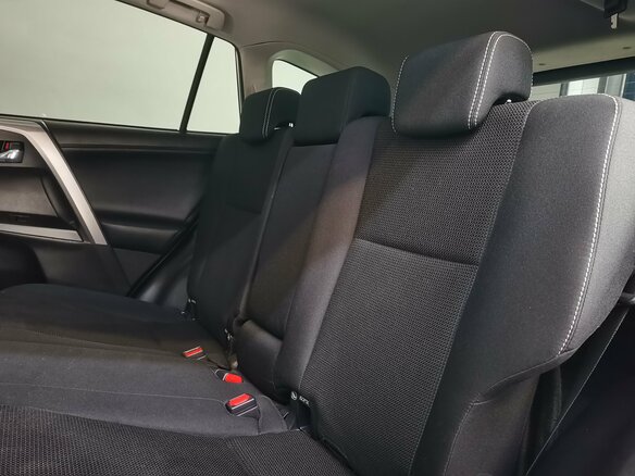 2015 Toyota RAV4 IV (XA40) Рестайлинг, белый, 2340000 рублей - вид 17