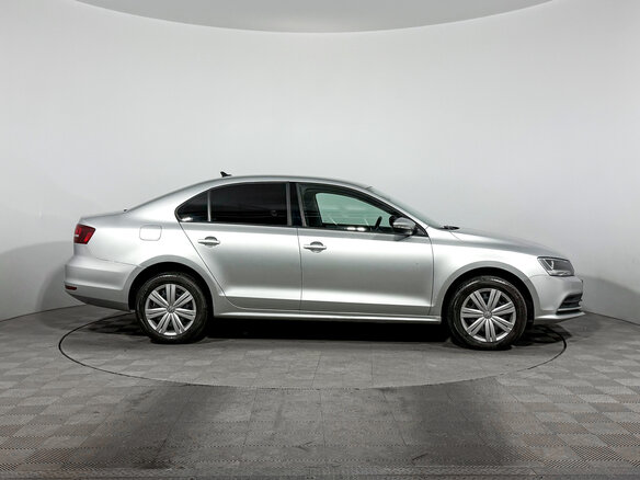 2018 Volkswagen Jetta VI Рестайлинг, серебристый, 1140000 рублей - вид 3