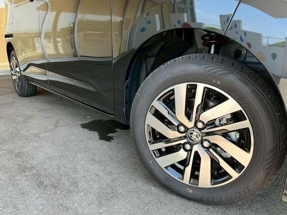 2023 Toyota Roomy I Рестайлинг, чёрный, 750001 рублей - вид 23