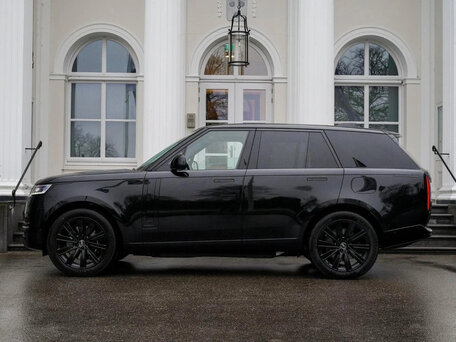 2025 Land Rover Range Rover P550e V, чёрный, 22480000 рублей, вид 5