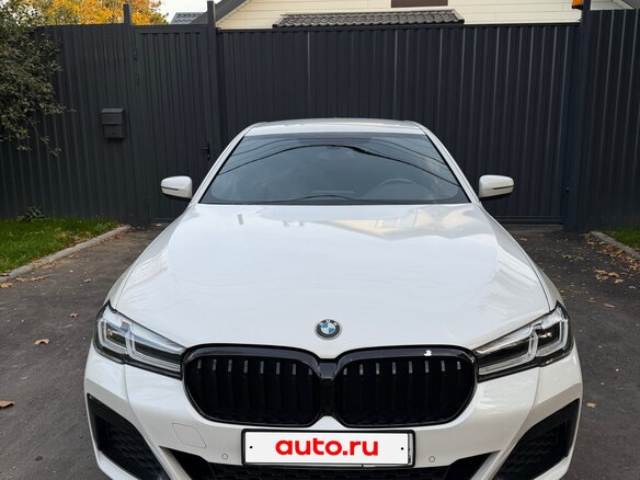 2018 BMW 5 серии 520d xDrive VII (G30/G31/G38), белый, 2600000 рублей - вид 7