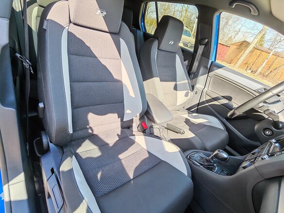 2012 Volkswagen Golf R VI, синий, 2300000 рублей - вид 22