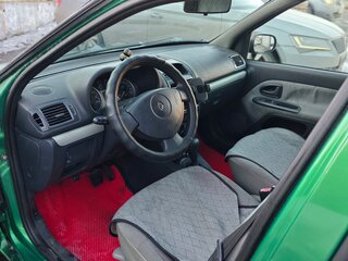 2003 Renault Clio II Рестайлинг 2, зелёный, 285000 рублей, вид 4
