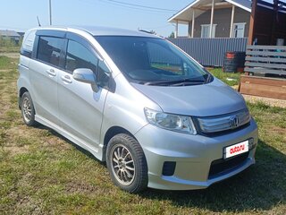 2010 Honda Freed Spike I Рестайлинг, серебристый, 1100000 рублей, вид 4