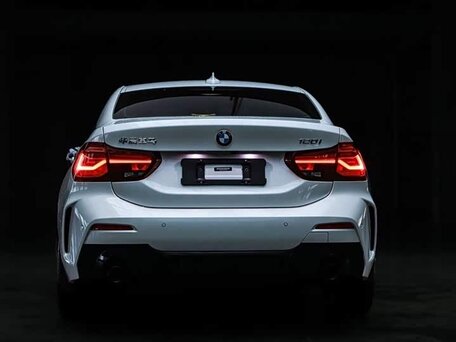 2023 BMW 1 серии 120i III (F52) Рестайлинг, белый, 1980000 рублей, вид 5