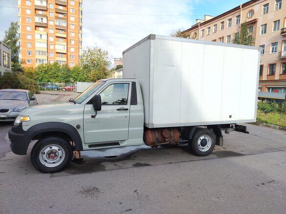 2024 УАЗ Профи, серый, 1500000 рублей - вид 2