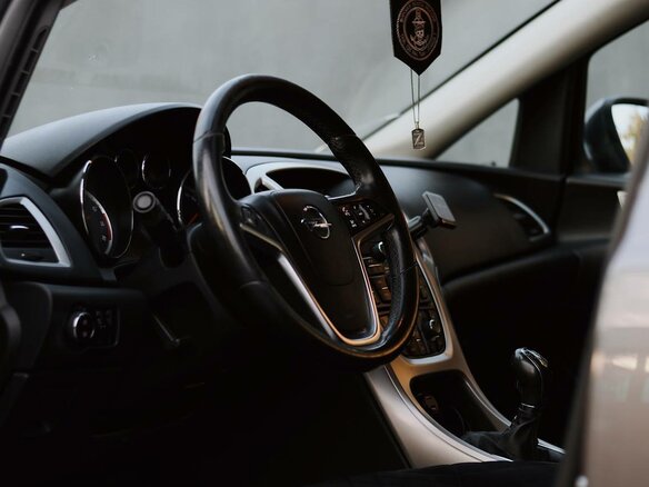 2011 Opel Astra J, серый, 690000 рублей - вид 7