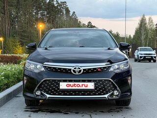 2017 Toyota Camry VII (XV50) Рестайлинг 2, чёрный, 2750000 рублей, вид 2
