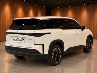 2026 Toyota bZ3X 58.3 kWh, белый, 2452424 рублей, вид 4