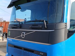 2021 Volvo FH 540, синий, 9150000 рублей, вид 3