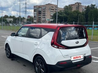 2019 Kia Soul III, белый, 1750000 рублей, вид 4