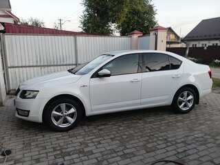 2016 Skoda Octavia III (A7), белый, 1450000 рублей, вид 3
