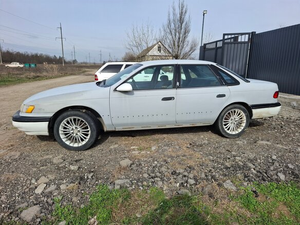 1992 Ford Taurus II, белый, 140000 рублей - вид 13