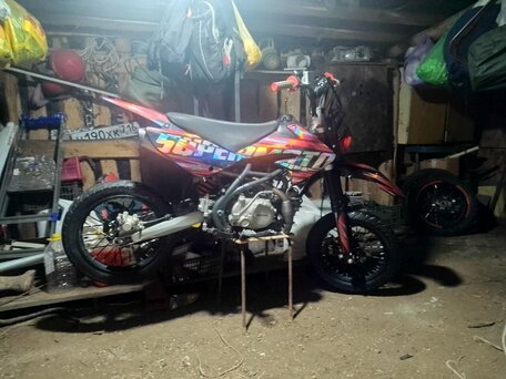 2022 Regulmoto Seven Medalist 150E, красный, 85000 рублей, вид 5