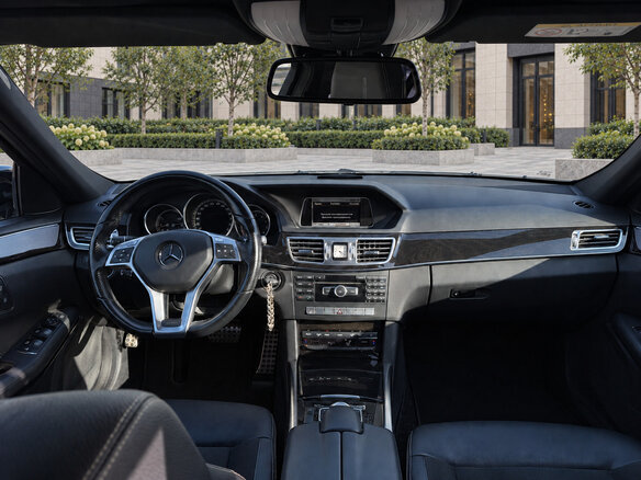 2013 Mercedes-Benz E-Класс 200 IV (W212, S212, C207) Рестайлинг, белый - вид 12