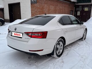 2018 Skoda Superb III, белый, 1750000 рублей, вид 2