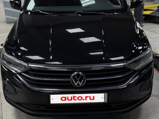 2022 Volkswagen Polo VI, чёрный, 2100000 рублей, вид 3