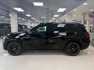 2026 Mercedes-Benz GLS 450 II (X167) Рестайлинг, чёрный, 18999000 рублей, вид 4