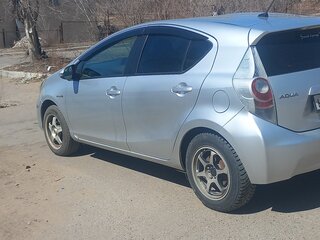 2012 Toyota Aqua I, серый, 740000 рублей, вид 4